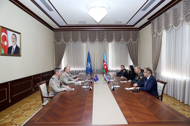 Kərim Vəliyev NATO-nun nümayəndə heyəti ilə görüşüb