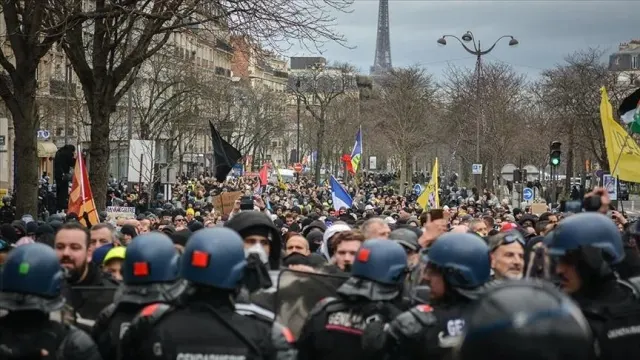 Parisdə qiymət artımına qarşı etirazlar toqquşmalarla nəticələnib