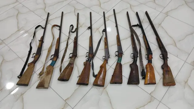 Qanunsuz saxlanılan silahlar aşkarlanıb