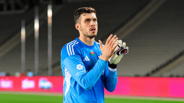Qarabag goalkeeper called up to national team