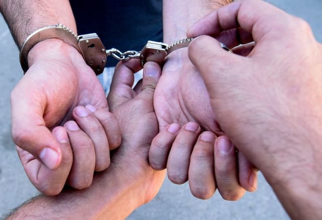 Sabunçuda oğurluq edən və motosiklet qaçıran üç şəxs saxlanılıb