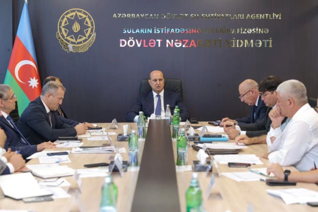 Şirvan suvarma kanalının yenidən qurulması üzrə işçi qrupunun növbəti iclası keçirilib