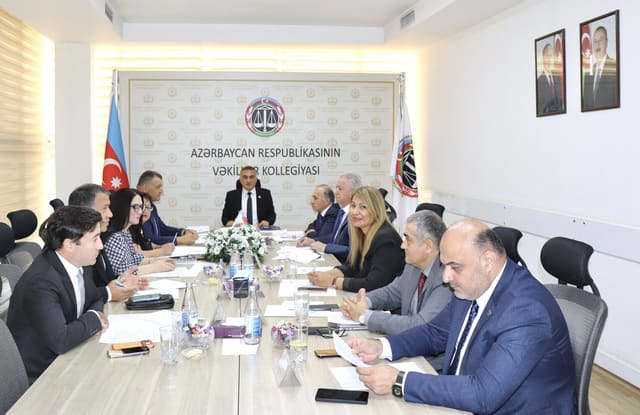  Vəkillər Kollegiyası Rəyasət Heyətinin növbəti iclası keçirilib