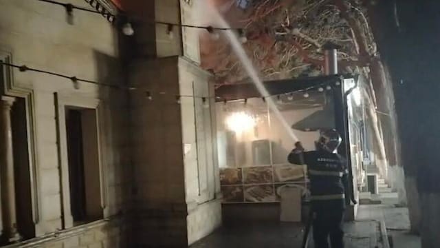 Xırdalanda yaşayış kompleksi ərazisində yanğın olub