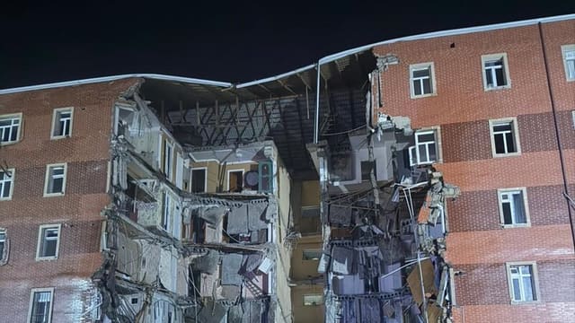 Goranboyda qəzalı bina uçub