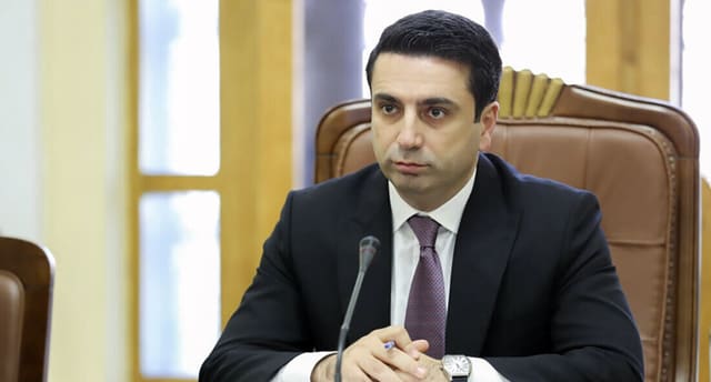  Simonyan Ermənistan və Azərbaycan deputatlarının geniş tərkibdə görüşünün mümkünlüyünü istisna etməyib