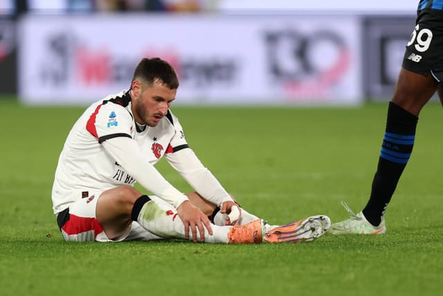 "Milan"ın hücumçusu Ximenes əməliyyat olunacaq 