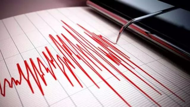Türkiyənin Balıkesir bölgəsində 4,9 maqnitudalı zəlzələ baş verib 