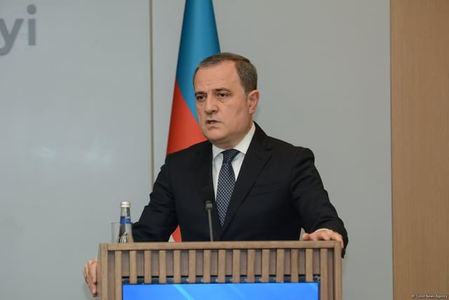 Ceyhun Bayramov Vatikan və İtaliyaya səfər edib