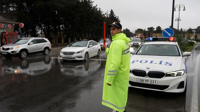 DİN: Polis yağışlı hava ilə əlaqədar gücləndirilmiş iş rejiminə keçib