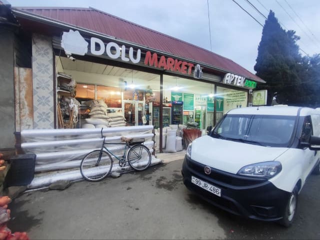 Astarada “Dolu” marketdə istehlaka yararsız məhsullar aşkarlanıb
