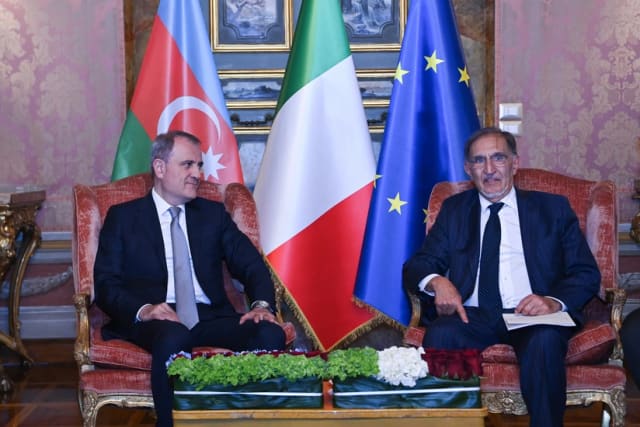 Ceyhun Bayramov İtaliya Senatının Sədri ilə görüşüb