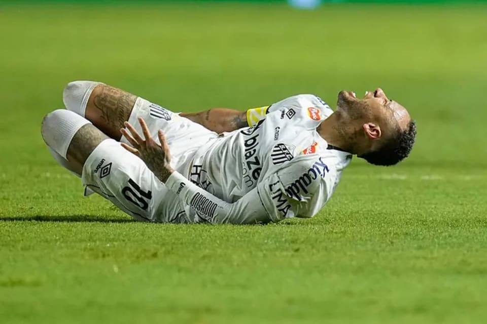Neymar il sonuna kimi futbol oynaya bilməyəcək 