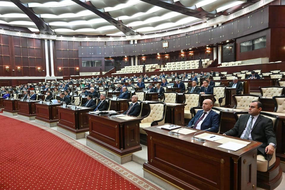 Azərbaycanlı deputatlar Qırğızıstanda parlament seçkilərini müşahidə edəcəklər