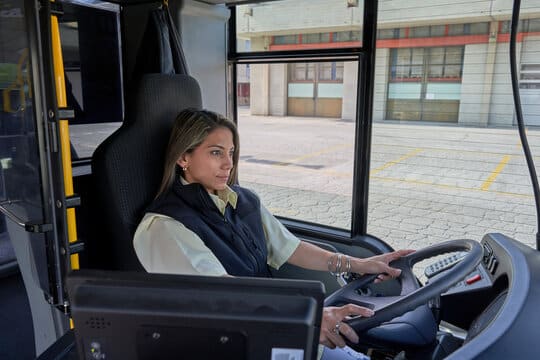 Qadın avtobus sürücüləri vəzifələrinin icrasına başlayıblar