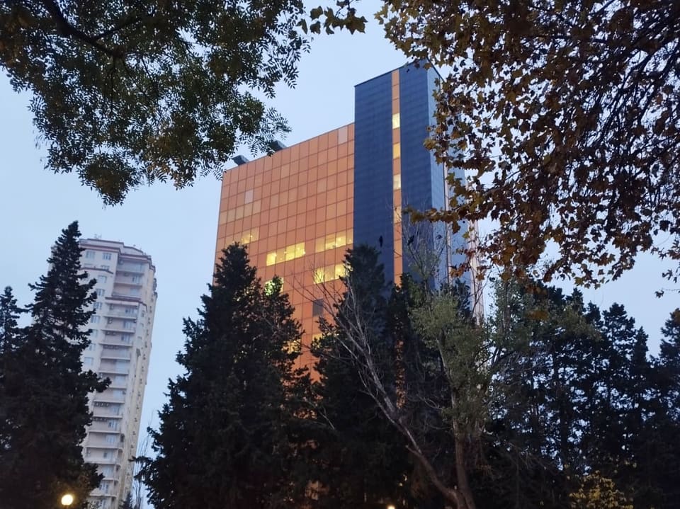 AMB uçot dərəcəsini azaldıb
