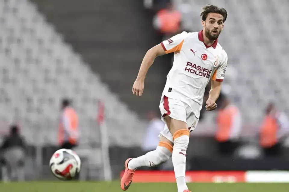 "Qalatasaray"ın futbolçusu Super Liqa klubuna keçir 