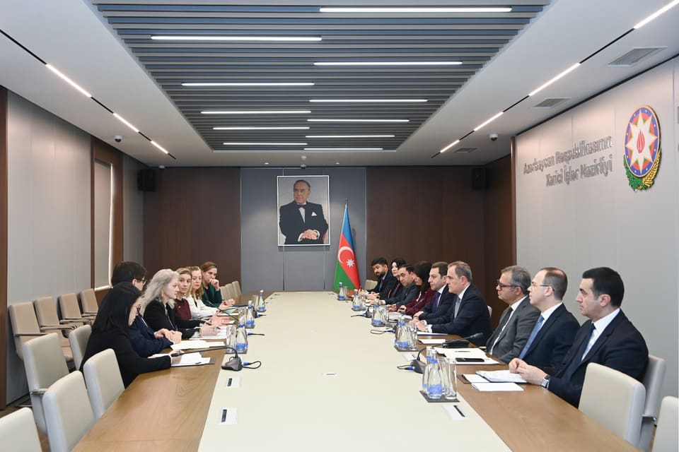 Ceyhun Bayramov ABŞ dövlət katibinin siyasi məsələlər üzrə müavini ilə görüşüb