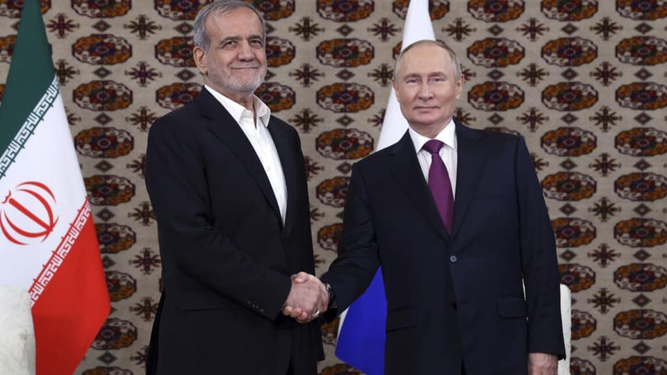 Putin və Pezeşkian arasında görüş keçirilib