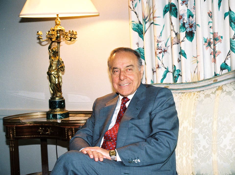 Ümummilli Lider Heydər Əliyevin anım günüdür