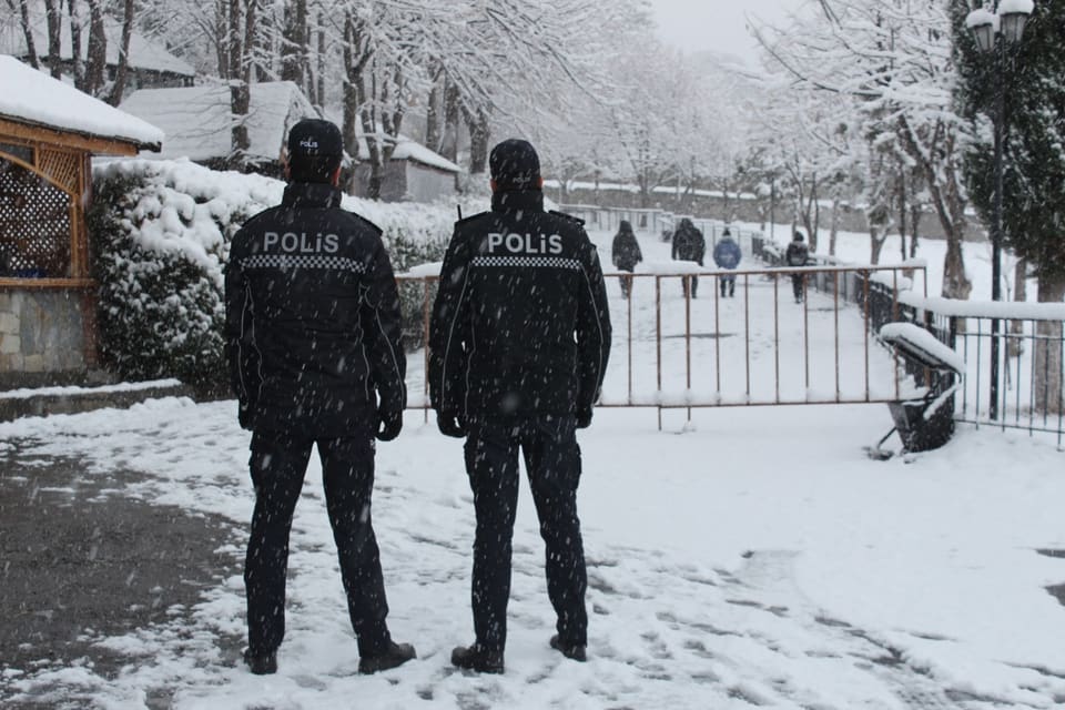 DİN əməkdaşları hava şəraiti ilə əlaqədar gücləndirilmiş rejimdə xidmət aparırlar