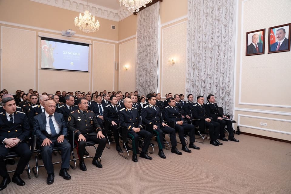 Ədliyyə işçilərinin peşə bayramına həsr olunmuş tədbir keçirilib
