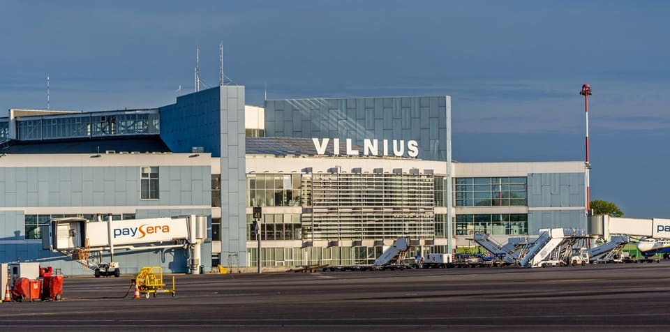 Vilnüs hava limanı fəaliyyətini dayandırıb
