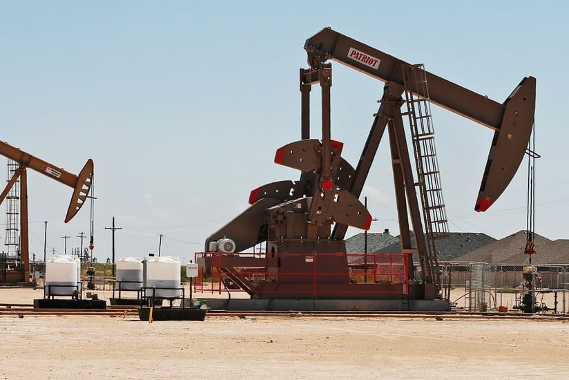 "Brent" neftinin qiyməti 60,99 dollara düşüb