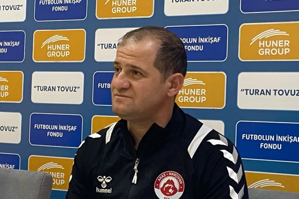 "Araz-Naxçıvan"ın baş məşqçisi: "Son 5-6 oyunda komandamı tanıya bilmirəm"