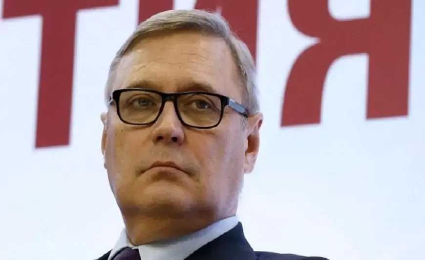 Rusiyanın keçmiş baş naziri terrorçular siyahısına daxil edilib