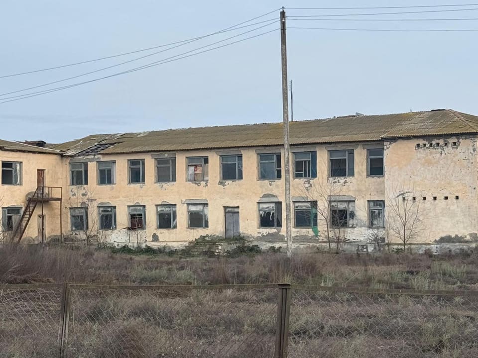 Bərdədə məktəb binası yararsız hala düşüb - FOTO