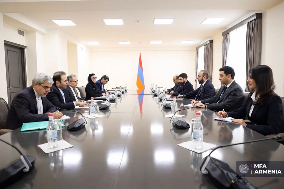 Ermənistan və İran XİN-ləri arasında siyasi məsləhətləşmələr aparılıb