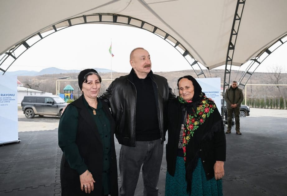 Azərbaycan Prezidenti: Biz şəhidlərimizin əziz xatirəsini qəlbimizdə əbədi yaşadacağıq