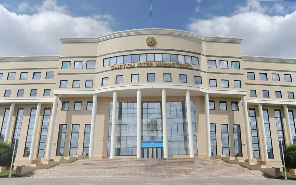 Qazaxıstan XİN Qara dənizdə tankerlərə hücumla bağlı narahatlığını bildirib