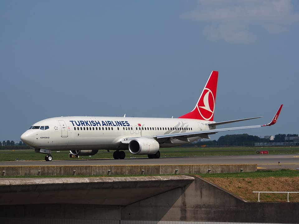 Türk Hava Yollarına məxsus təyyarə bomba təhlükəsi səbəbindən Barselonada təcili eniş edib