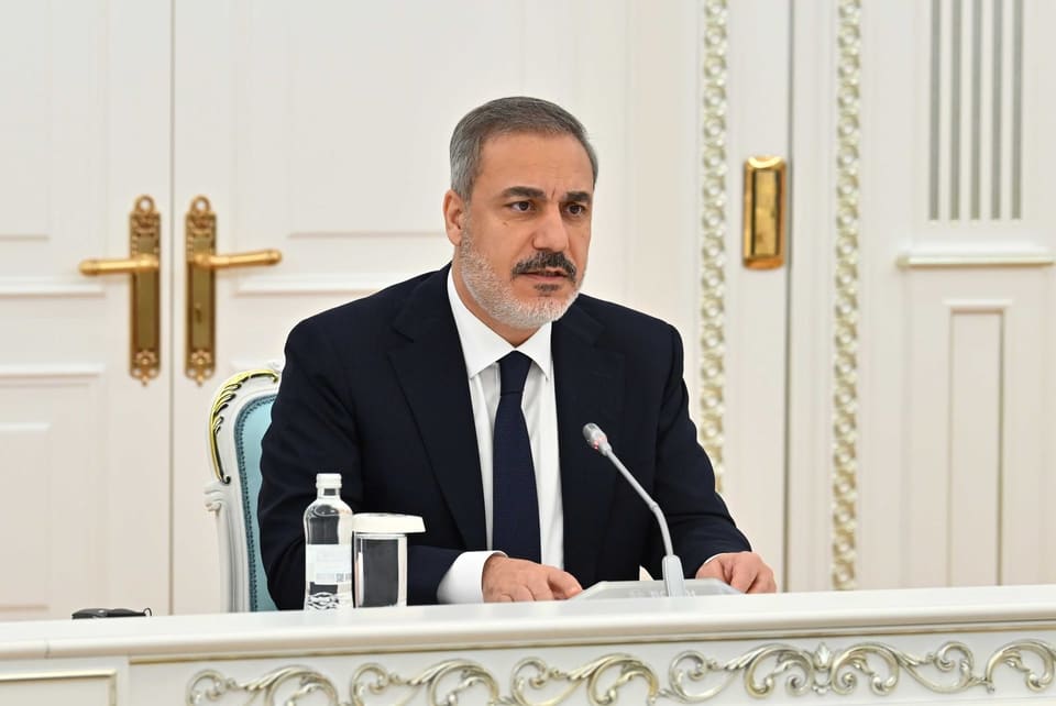 Hakan Fidan İraq və İordaniyalı həmkarları ilə telefon danışıqları aparıb