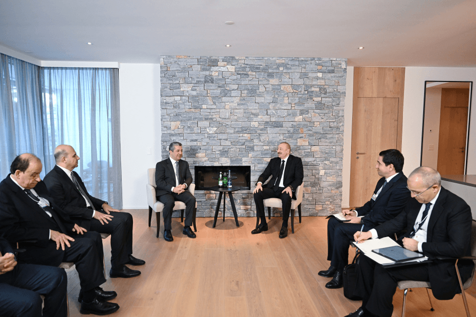 İlham Əliyev Davosda İraq Kürdüstan Regionunun Baş naziri ilə görüşüb
