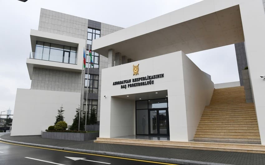 Beynəlxalq axtarışa verilmiş iki şəxs Azərbaycana ekstradisiya olunub