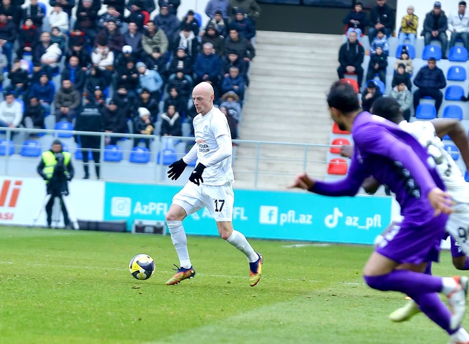 "Turan Tovuz"un futbolçusu 30-a çatdı 