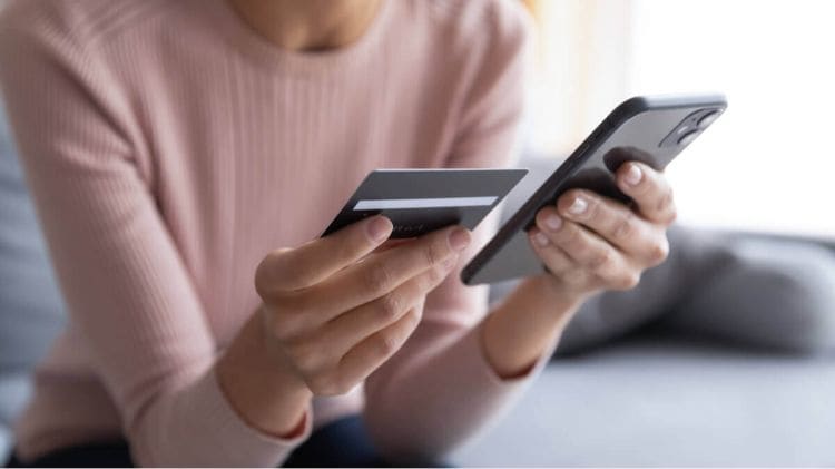 Kartdan karta pul köçürmələri vergiyə cəlb olunurmu? –  Açıqlama