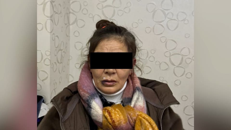 Yasamalda evdən 39 min manatlıq qızıl oğurlanıb