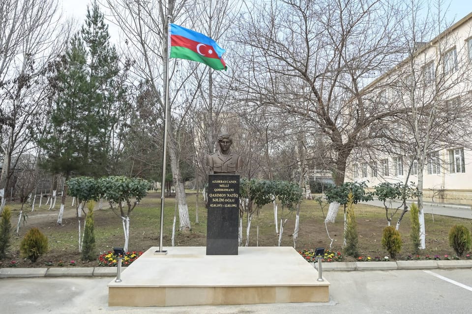 Mingəçevirdə Milli Qəhrəman Natiq Qasımovun büstünün açılışı olub