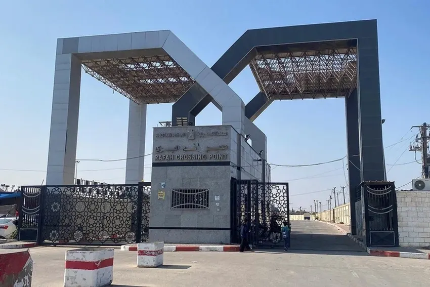 Misir və Qəzza zolağı arasındakı Rəfah keçid məntəqəsi sınaq rejimində açılıb