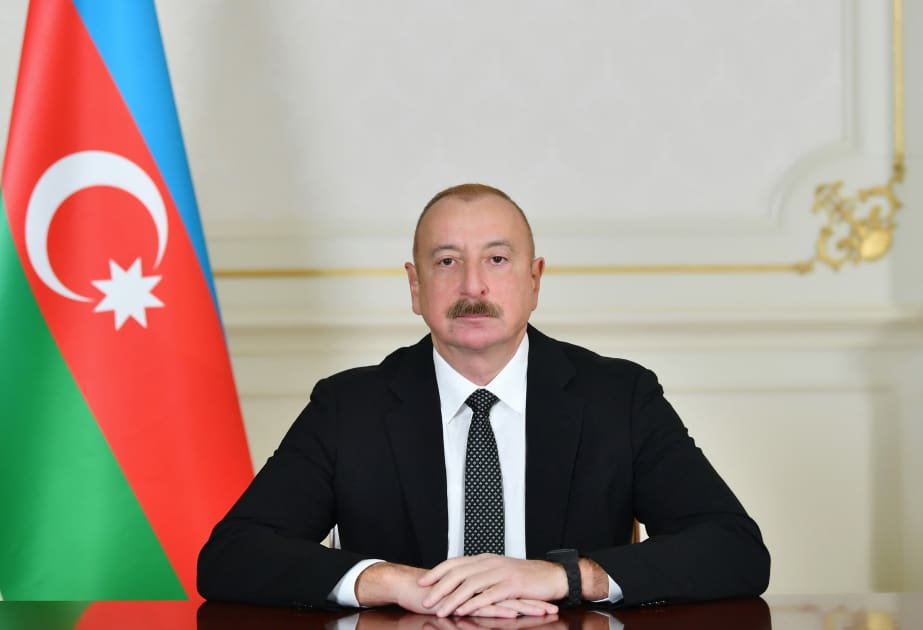 İlham Əliyev  Azərbaycan gənclərinə müraciət ünvanlayıb