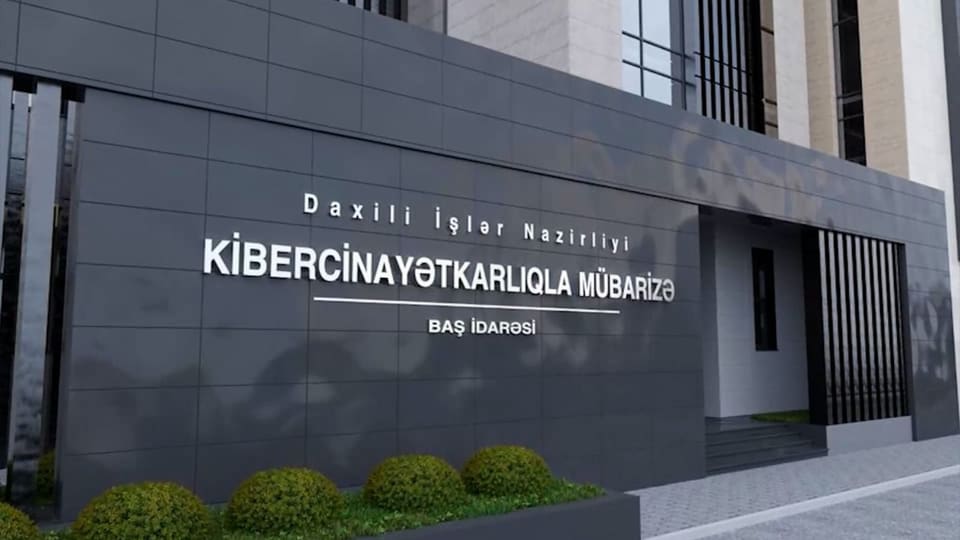 Bank və bank olmayan kredit təşkilatlarının fişinq səhifələrini yaradan haker şəbəkəsi ifşa edilib