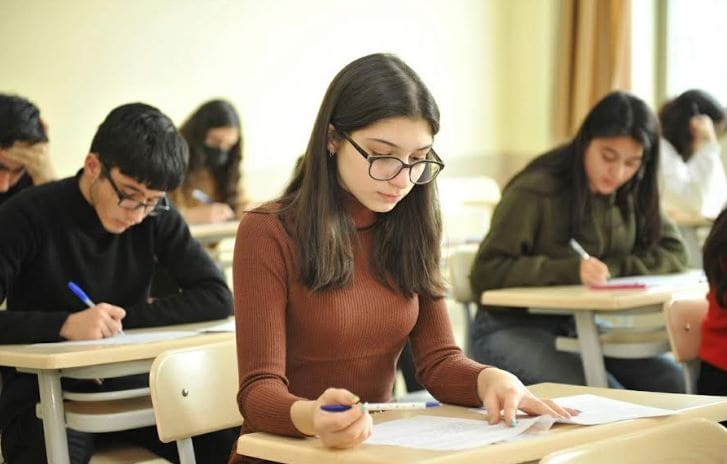 Abituriyentlər niyə daha çox paytaxt universitetlərinə üstünlük verirlər? - VİDEO