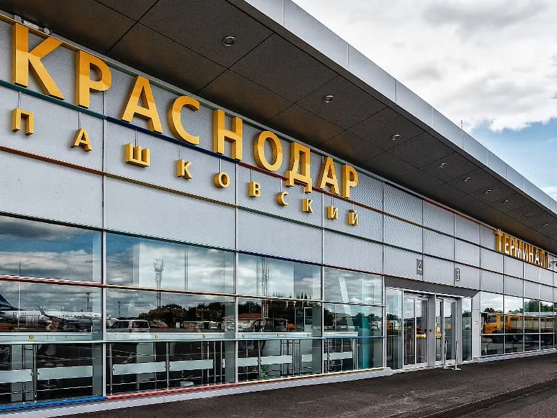 Krasnodar hava limanı bağlanıb