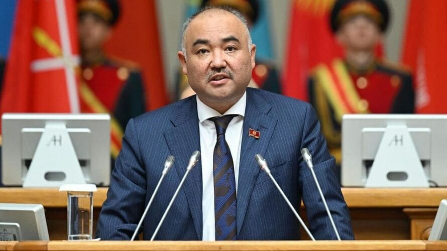 Qırğızıstan Parlamentinin sədri Türkiyəyə rəsmi səfər edəcək