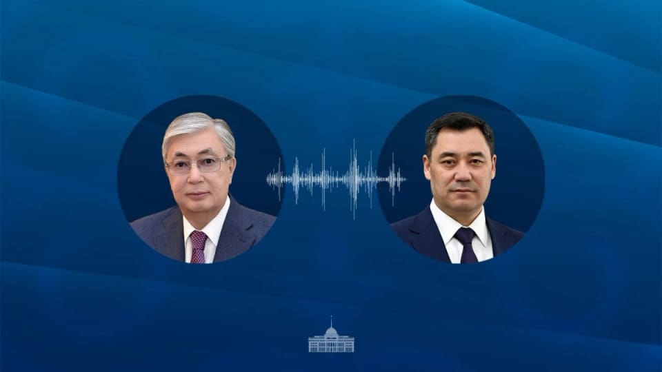 Qazaxıstan və Qırğızıstan liderləri telefon danışığı aparıb