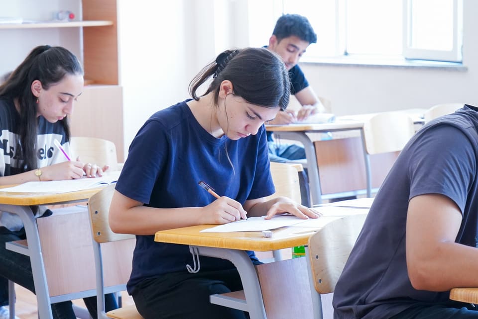 Ümumi orta təhsil bazasında kolleclərə tələbə qəbulu elan edilir - YENİLƏNİB
